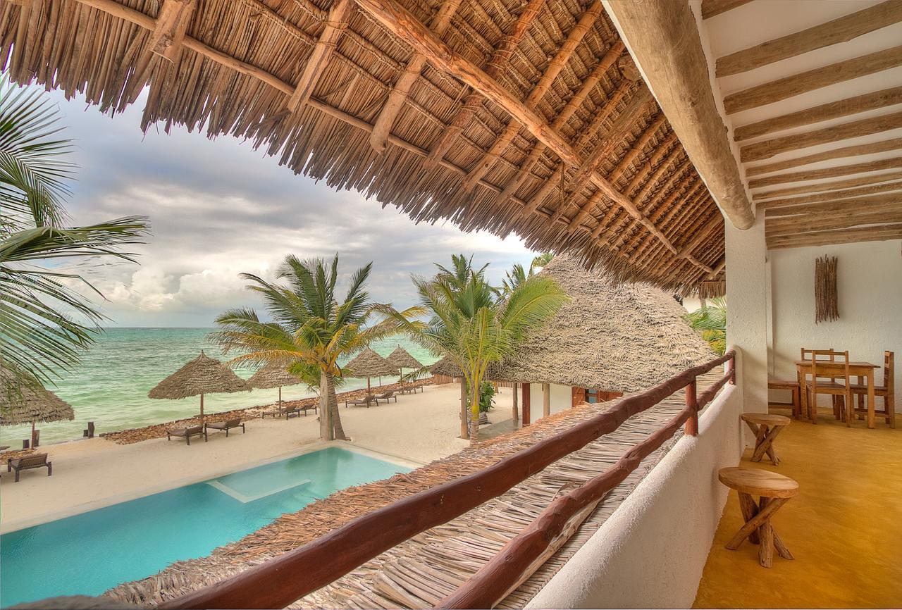 Milele Beach Resort Pingwe Exterior foto