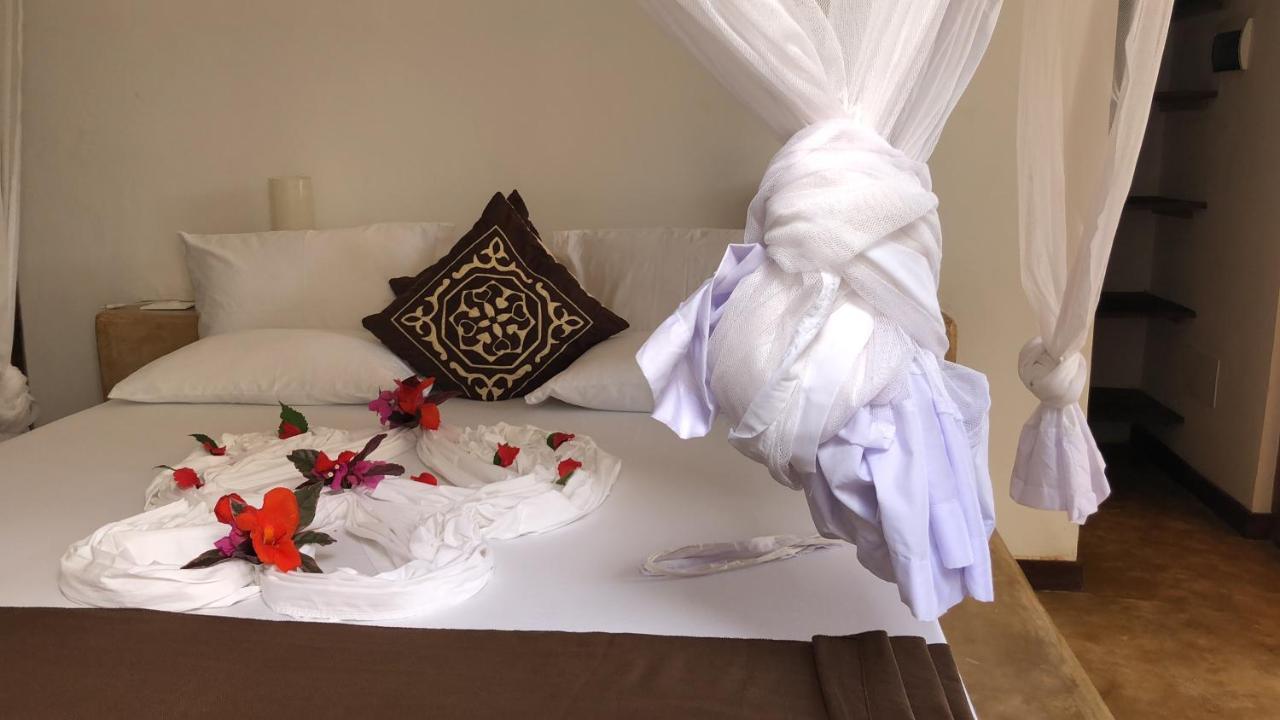 Milele Beach Resort Pingwe Exterior foto